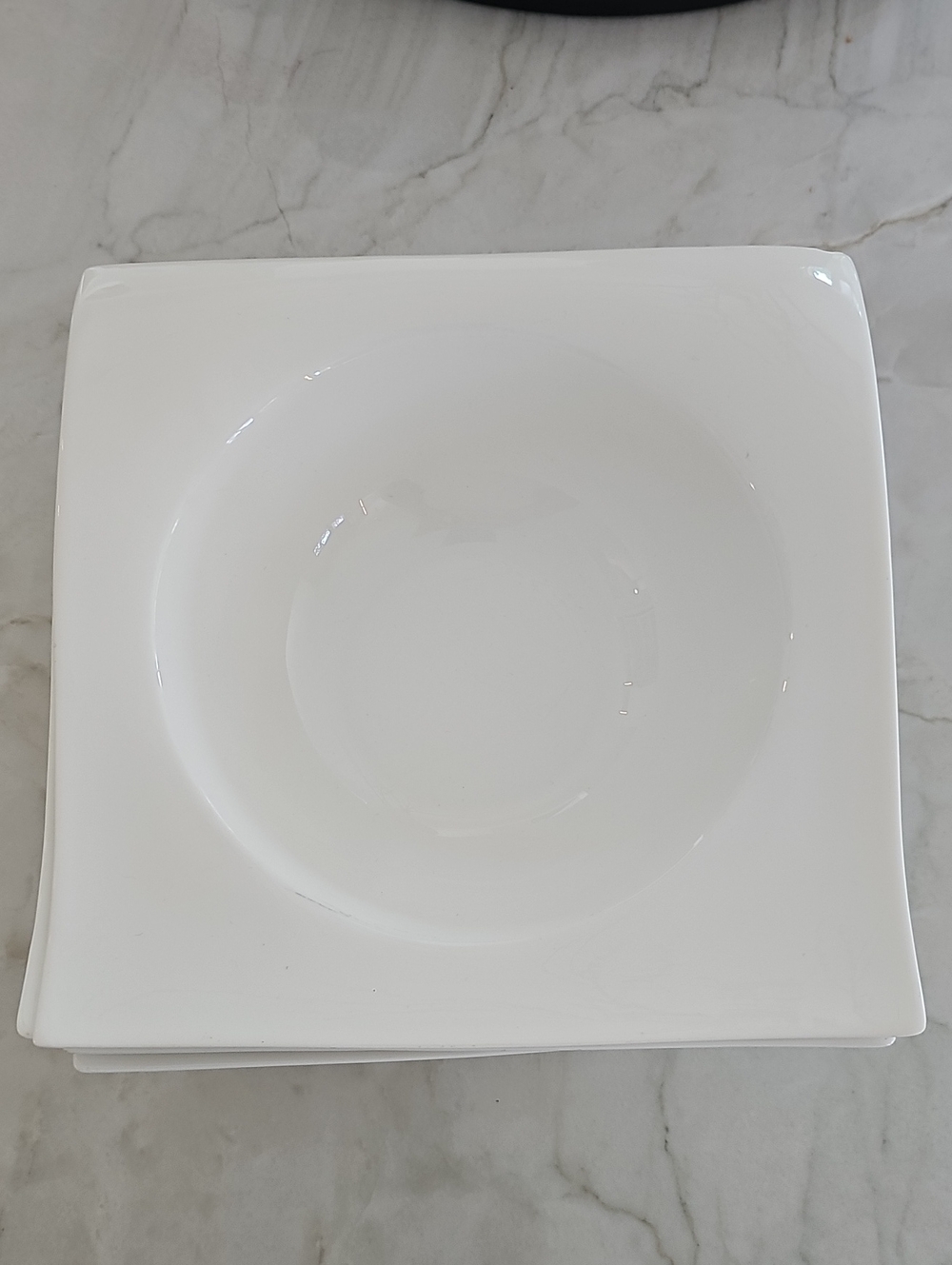 Modern White Square Ceramic Serving Bowl - Sleek Home Dining